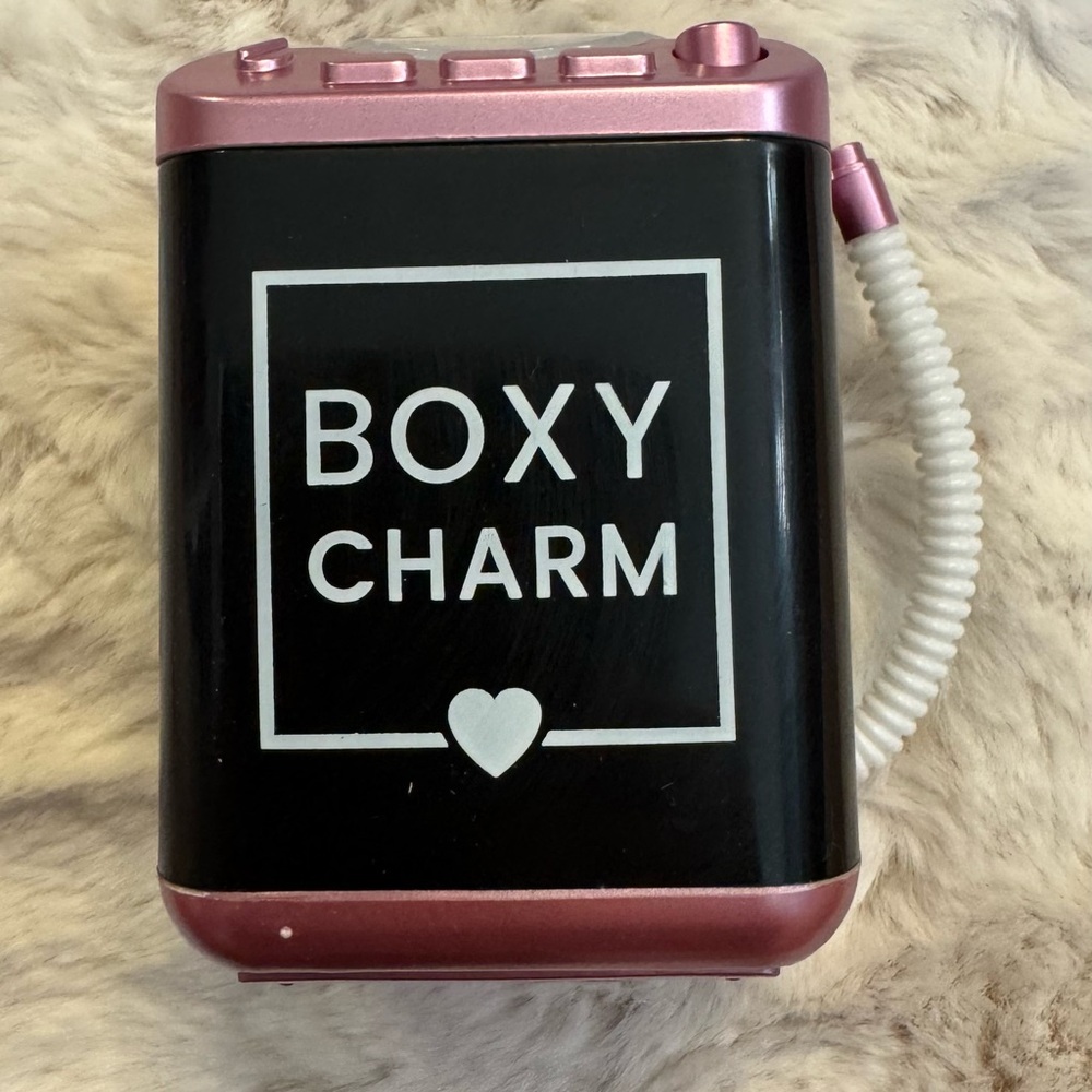 Boxycharm Makeup Blender Cleaner and Kypris eyeshadow bundle